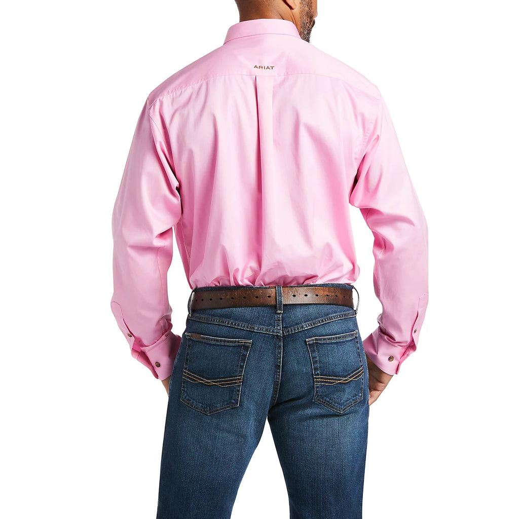 Ariat Men's Solid Twill Classic Fit Shirt