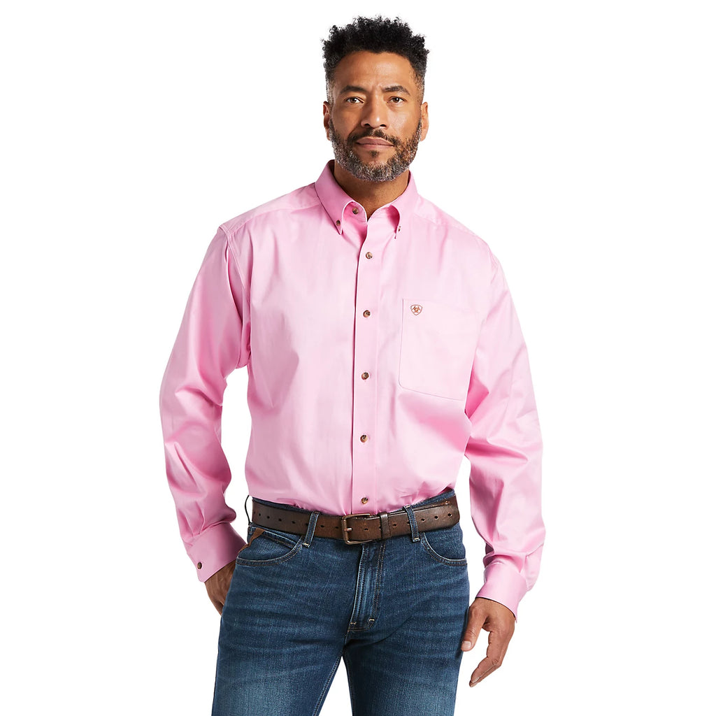 Ariat Men's Solid Twill Classic Fit Shirt